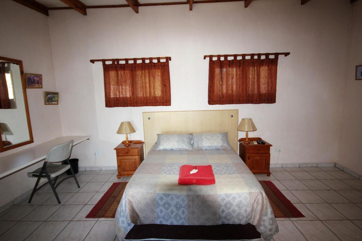 Ingwe Guesthouse Mbombela ภายนอก รูปภาพ